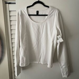 Gap fit workout material Tee. Never worn